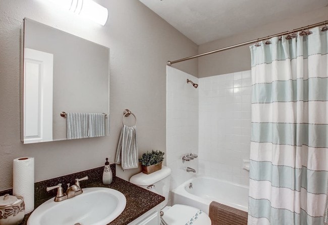 Photo - Sunshine Apartments