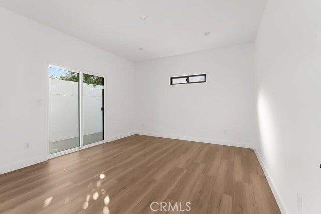 Photo - 19952 Archwood St