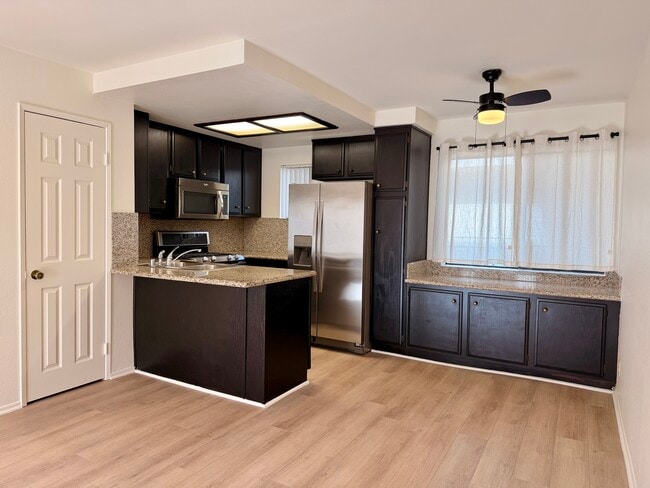 Photo - 10740 Lawler St Unit 10