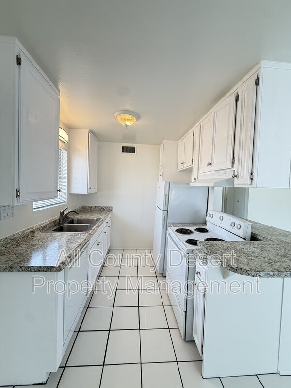 Photo - 550 El Cielo Rd Unit 15