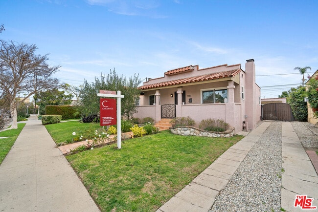 Photo - 1716 S Genesee Ave