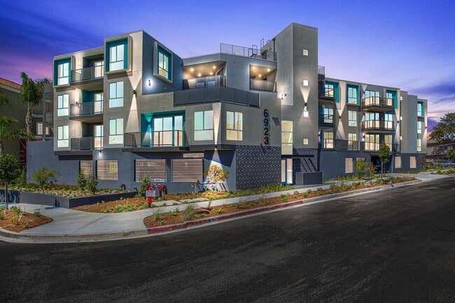 Photo - 6923 Kittyhawk Ave Apartment Unit 301