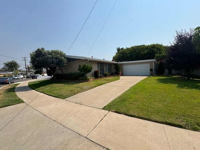 Charming 3-Bedroom Home for Rent in Serra ... - Charming 3-Bedroom Home for Rent in Serra ...