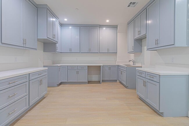 Photo - 11311 Hawthorne Blvd Unit 12