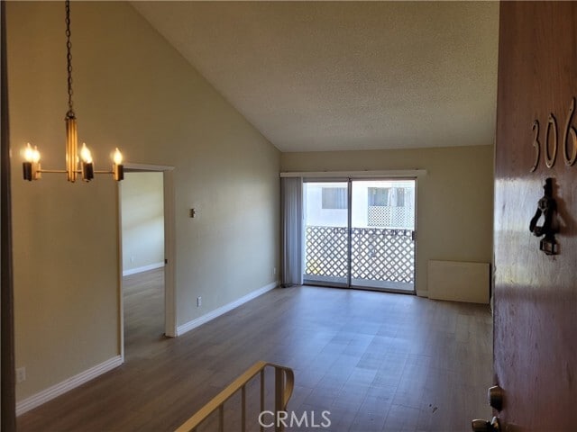 Photo - 3565 Linden Ave