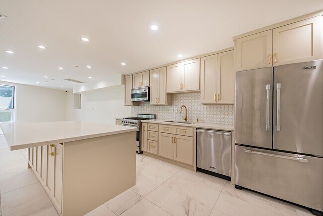 Photo - An Entertainer's Dream Home