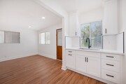 Photo - 121 S Lotus Ave