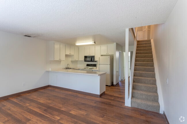 3 BR, 2 BA - 1100 SF - Greenfield Meadows