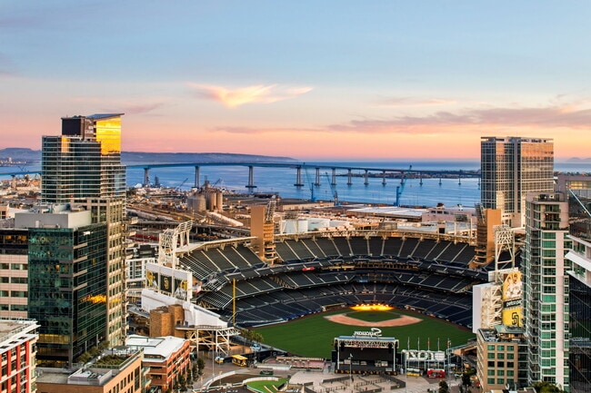 Photo - 800 The Mark Ln