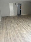 Photo - 16015 Vanowen St