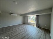 Photo - 505 W Riggin St Townhome