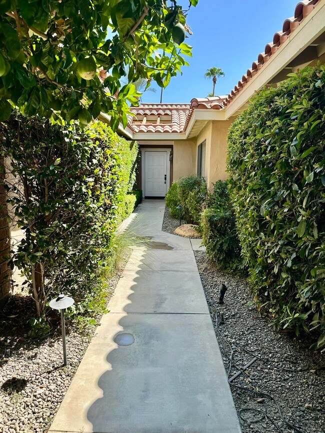 Photo - 186 Madrid Ave