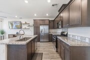 Photo - 3 bedroom / 2.5 bathroom/ TOWNHOME in Santa Clarita