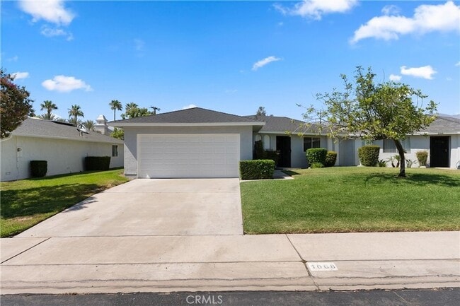 Photo - 1068 Occidental Cir House