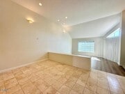 Photo - 574 Island View Cir