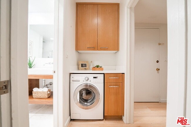 Photo - 645 Westmount Dr Unit 211