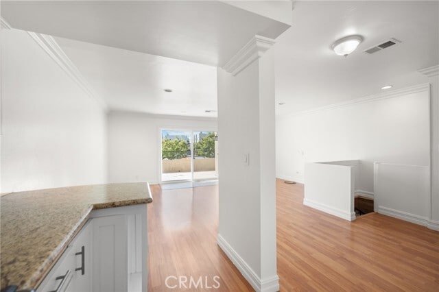 Photo - 1155 Rosecrans Ave