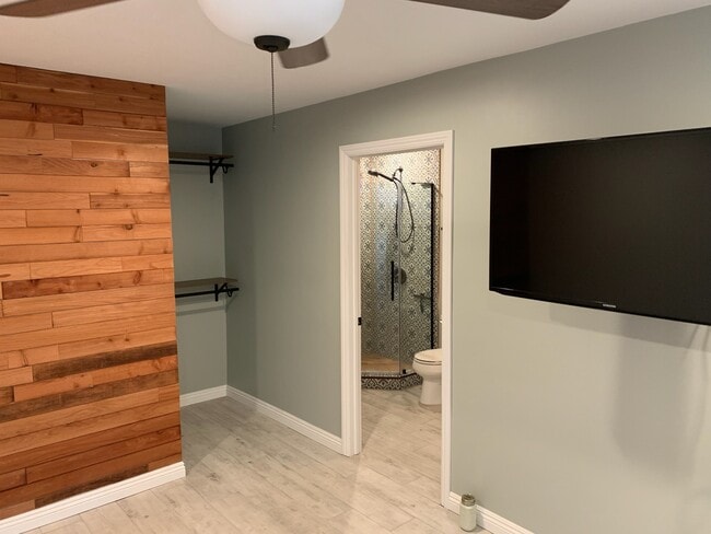 Wood wall - 619 Stork St
