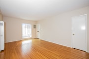 Photo - 5 W Pine St