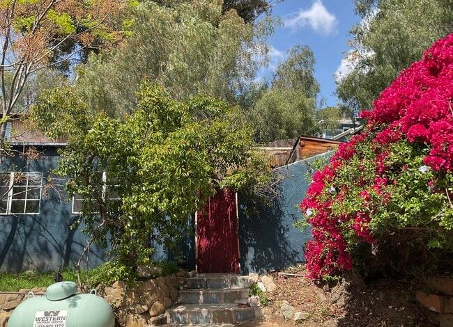 Building Photo - 9401 Notre Dame Ave