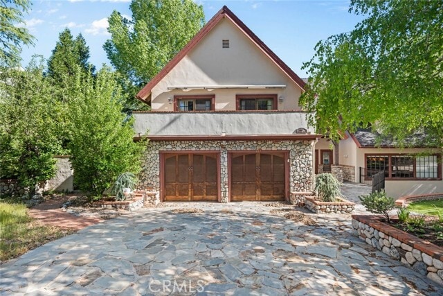 Building Photo - 887 Talisman Ln