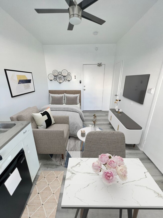 Photo - Adams Hill Lofts