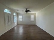 Photo - 35655 Winkler St