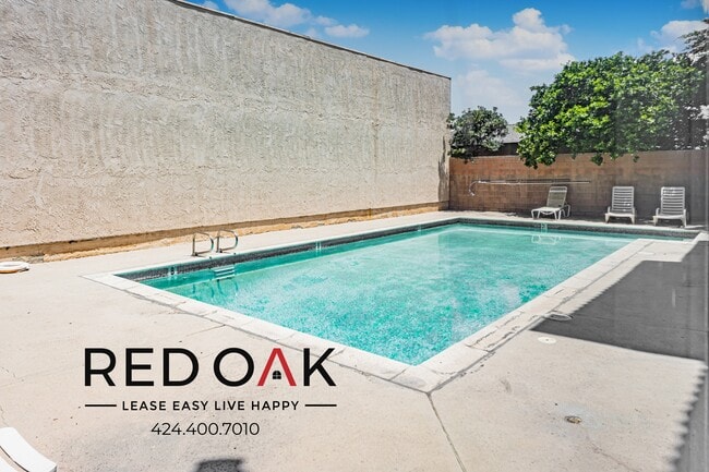 Photo - 8614 Woodley Ave Unit 221