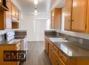 Photo - 2 Bedroom, 2 Bathroom Duplex in Hemet - Av... House
