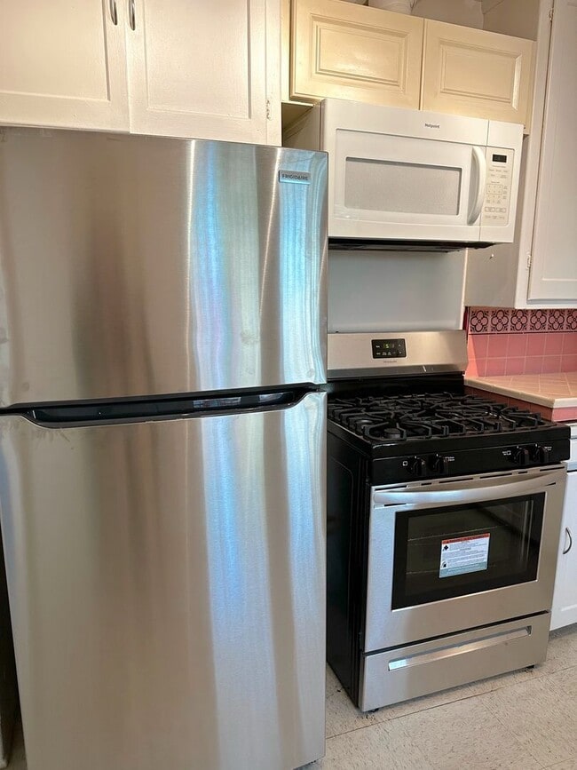 Photo - 4760-62-4762 College Ave Unit 4760 College