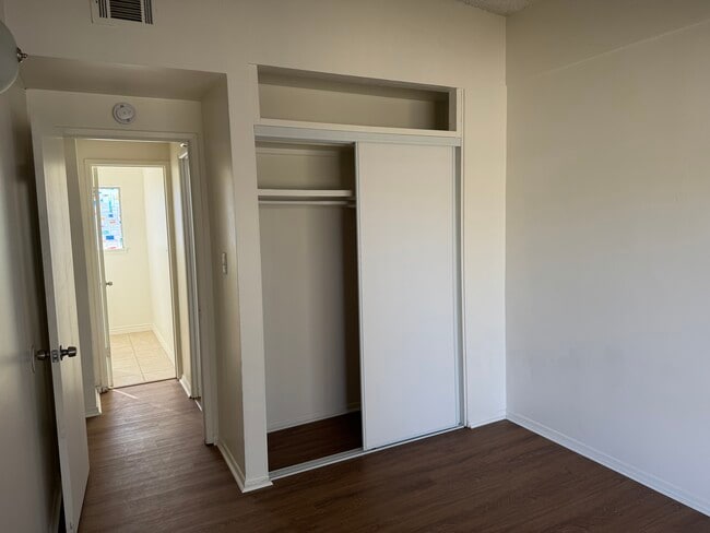 Photo - 1115 W Avenue H6