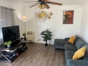 Photo - 3519 E 8th St