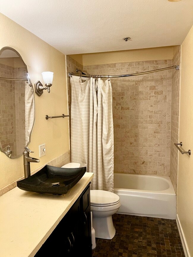 Photo - 3666 3rd Ave Unit 3666 3rd Ave