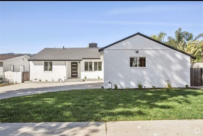Building Photo - 6482 Greeley St Rental