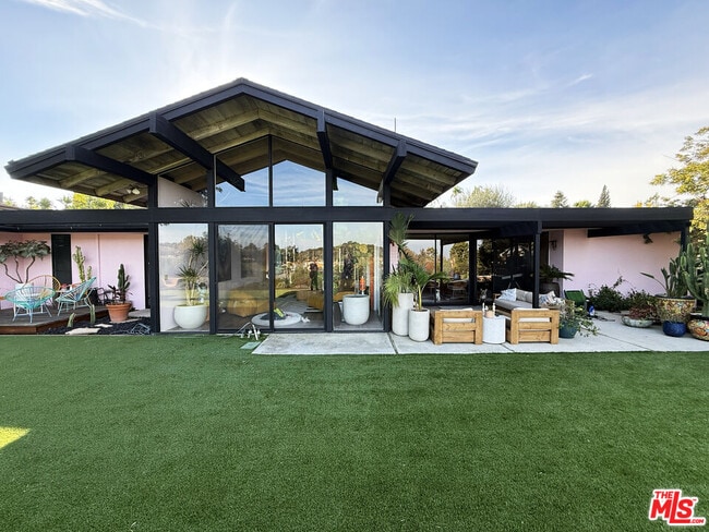 Photo - 3056 Corda Dr