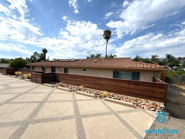 Building Photo - 1235 Adventure Ln