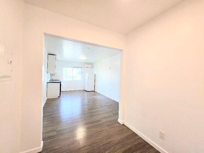 Photo - 3121 Larga Ave Unit 2