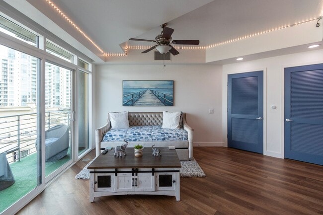 Building Photo - Beautiful 1 Bdrm, 1.5 Bath for Rent at Cortez Blu Condos in Cortez Hill Unit 605