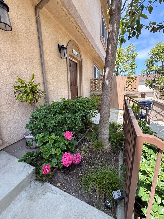 Photo - 3-Bedroom Townhome in Gated Bay Harbor – A... Unit 2
