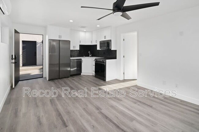 Building Photo - 4685 49th St Rental