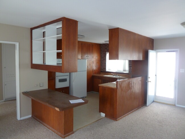 Kitchen - 518 Palm Dr Unit 518 palm Drive