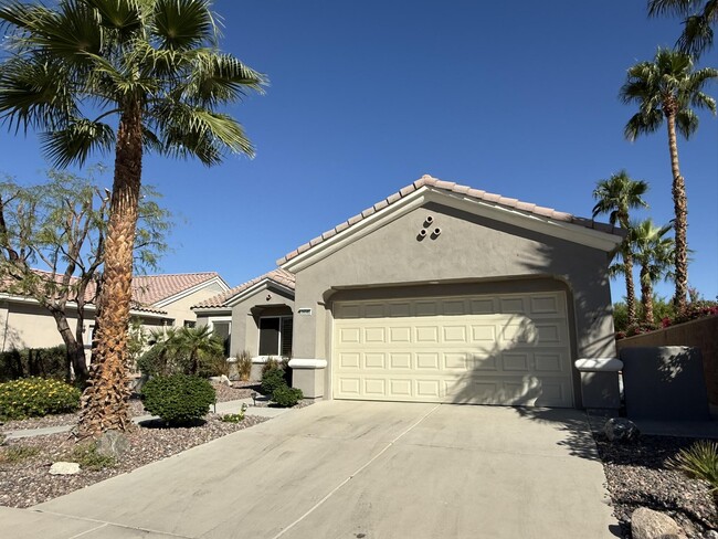 Photo - 36582 Crown St