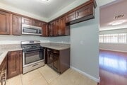 Photo - 6741 Nagle Ave