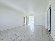 Photo - 943 W 68th St Unit 4