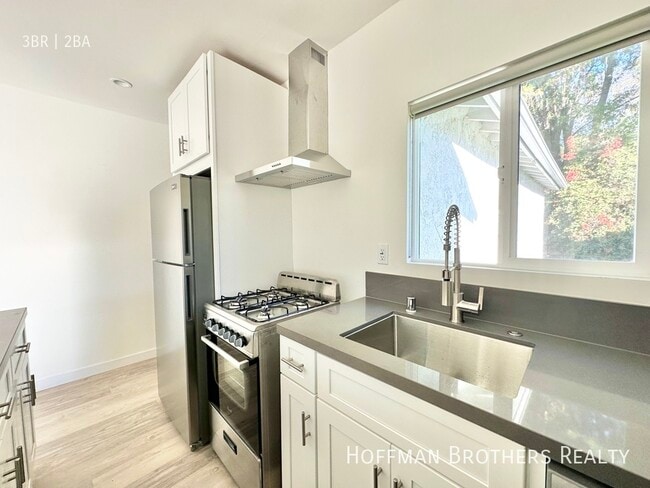 Photo - 2429 W Ave 33