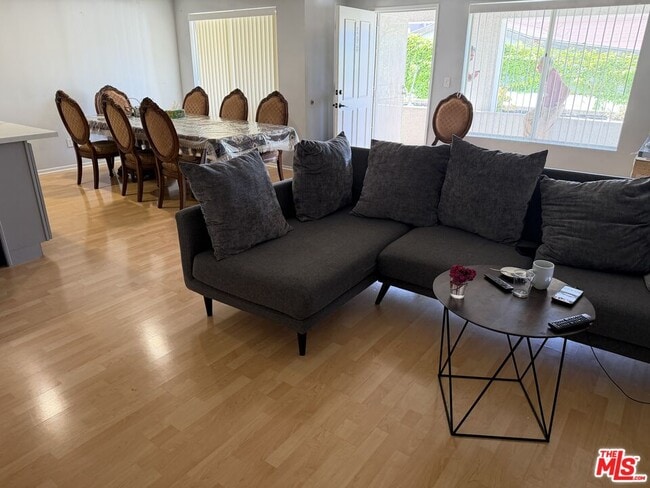 Photo - 10282 Tujunga Canyon Blvd Unit 103