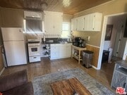 Photo - 208 E Mountain View Blvd