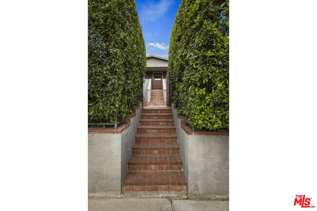 Photo - 5215 Almaden Dr