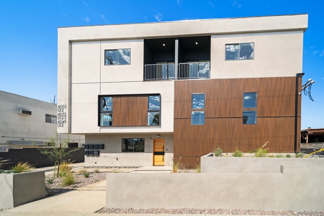 Photo - 6049 Craner Ave