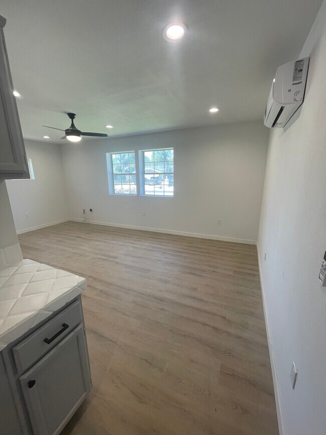 Photo - 22002 Prairie St Unit 22000